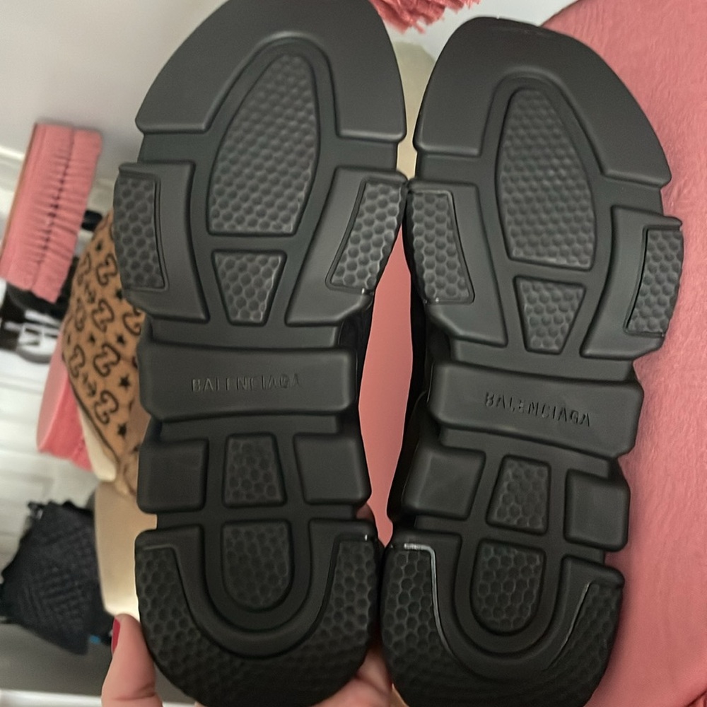 New BALENCIAGA sock sneakers - Picture 4 of 13